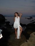 Blusa blanca destacada