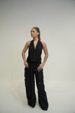 Blusa negra con foco