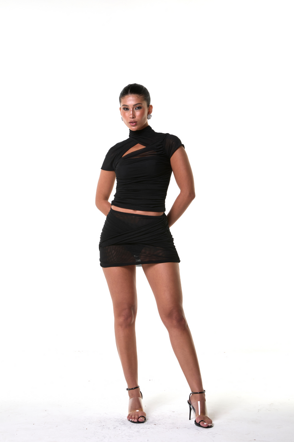 Combo: Blusa & Mini Saia Nuit