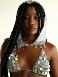 Conjunto de crochet con lentejuelas plateadas