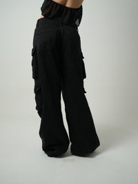 Pantalones negros pesados