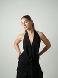 Blusa negra con foco