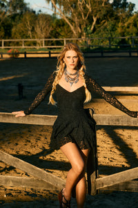 Vestido Babados Renda