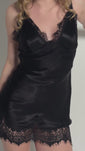 Stories de Affair Lace Dress